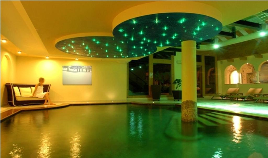 Hotel Scoiattolo Tesero Ngoại thất bức ảnh