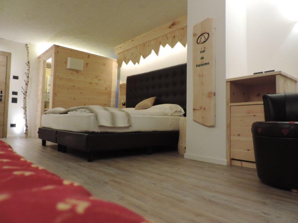Hotel Scoiattolo Tesero Ngoại thất bức ảnh